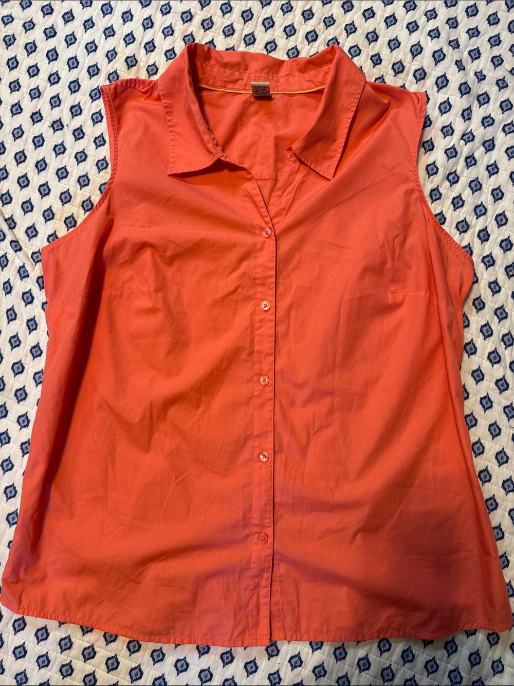 Cherokee Sleeveless Collared Button-Up Top in Coral Orange fitted 18w